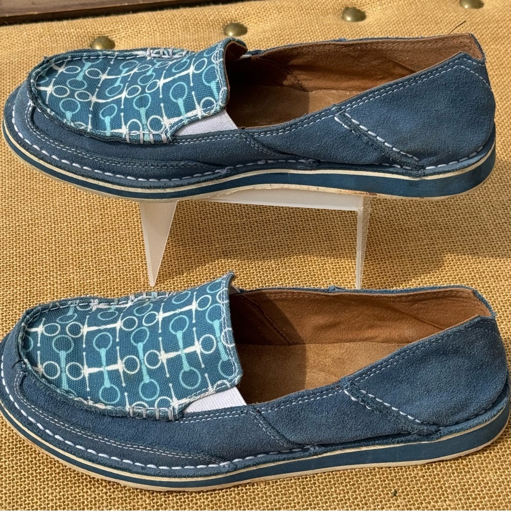 Ariat Blue Suede Slip-On Loafers US 9M Western Casual Comfort Shoes EU 40 - Picture 2 of 8